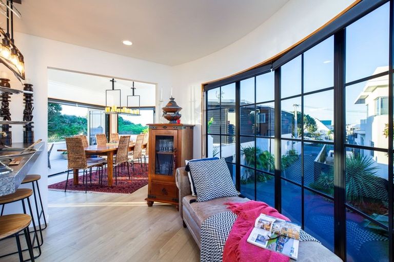 Photo of property in 2a Richmond Street, Fitzroy, New Plymouth, 4312