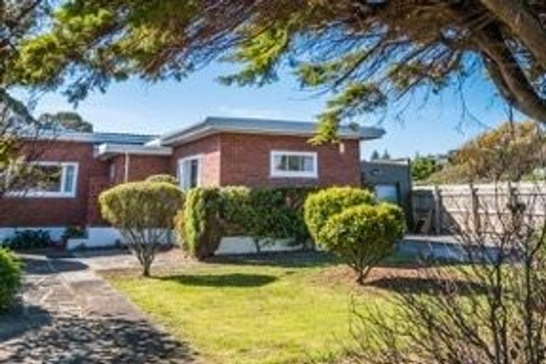 Photo of property in 5 Jillett Street, Titahi Bay, Porirua, 5022