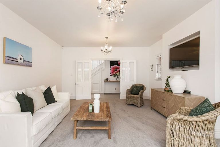 Photo of property in 20 Poynder Avenue, Merivale, Christchurch, 8014