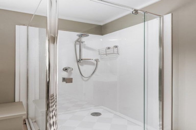 Photo of property in 1 Ruamoana Place, Omokoroa, 3114