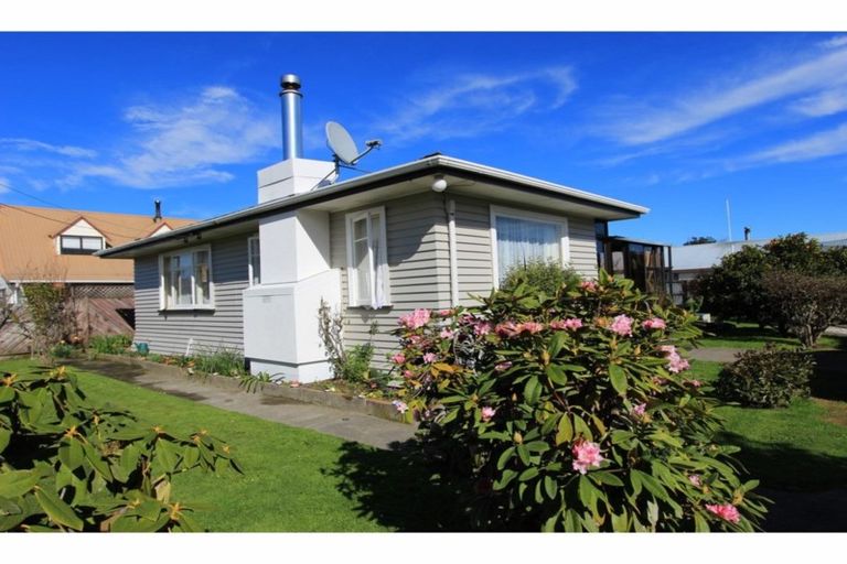 Photo of property in 27 Bomford Street, Mayfield, Blenheim, 7201