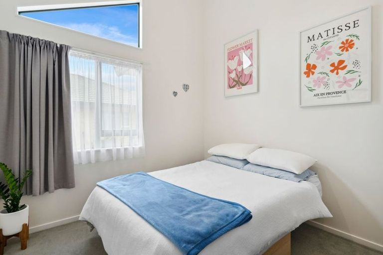 Photo of property in Miramar Villas, 22/3 Byron Street, Miramar, Wellington, 6022