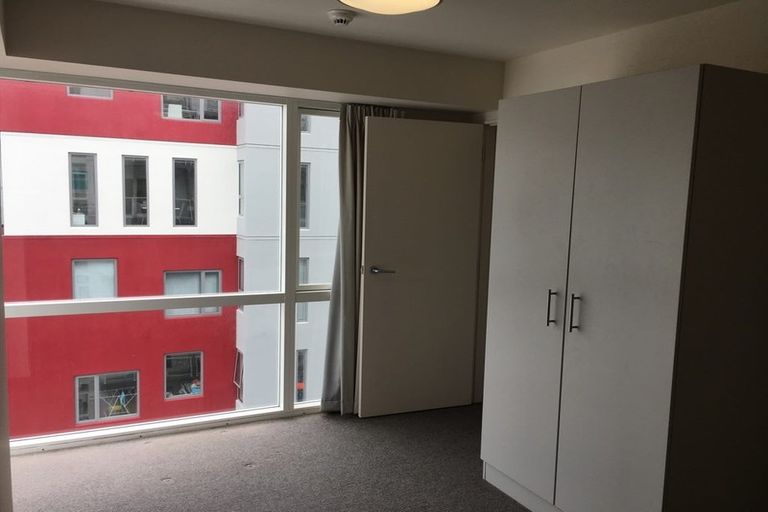 Photo of property in The Peak Apartments, 505/170 Taranaki Street, Te Aro, Wellington, 6011