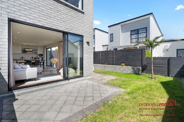 Photo of property in 27b Westgate Drive, Westgate, Auckland, 0614