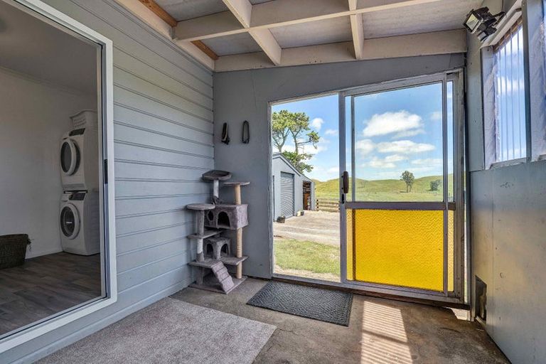 Photo of property in 282 Warea Road, Warea, New Plymouth, 4381