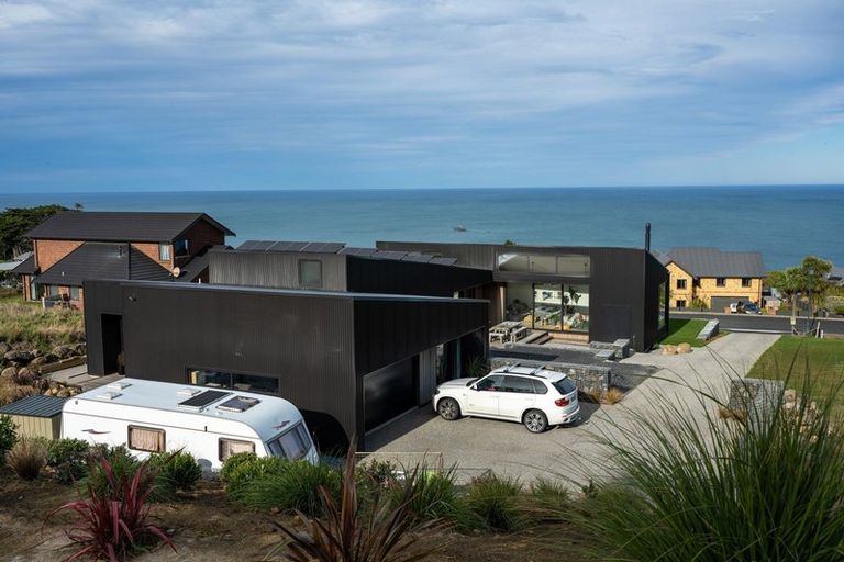 Photo of property in 22 Highgrove, Saint Clair, Dunedin, 9012