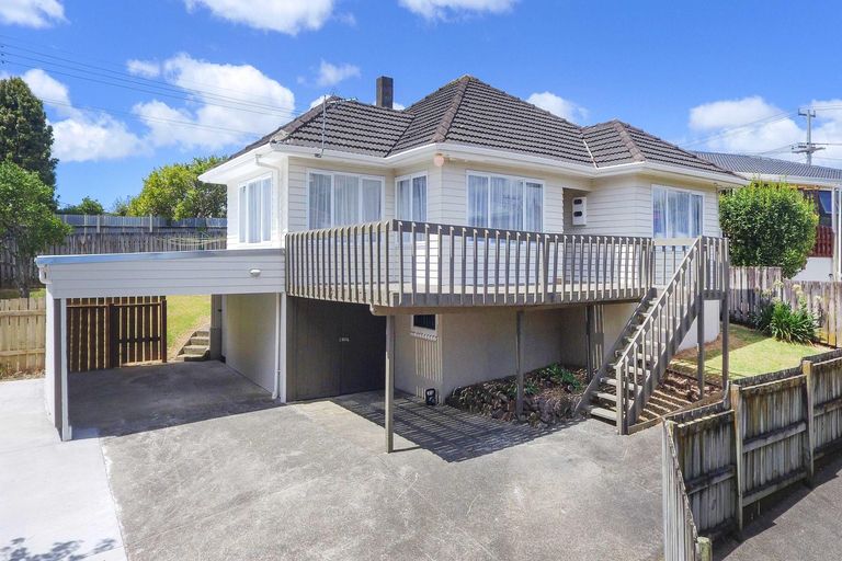 Photo of property in 187a Edmonton Road, Te Atatu South, Auckland, 0610