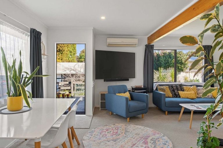 Photo of property in 7 Greenpark Way, Greerton, Tauranga, 3112