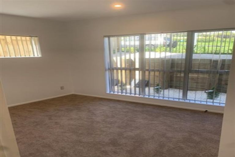 Photo of property in 32 Lime Hill Rise, Flat Bush, Auckland, 2019