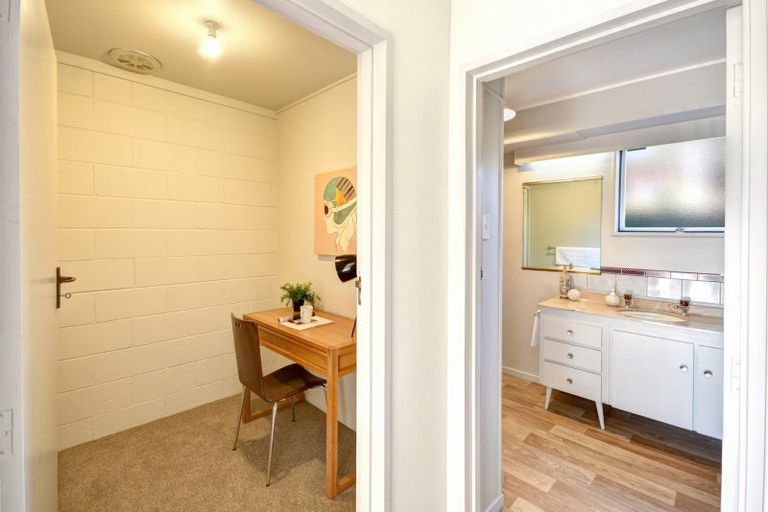 Photo of property in 17 Gebbie Street, Kinmont Park, Mosgiel, 9024