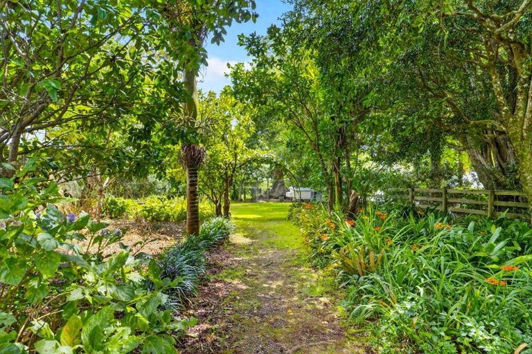 Photo of property in 127a Access Road, Kumeu, 0891