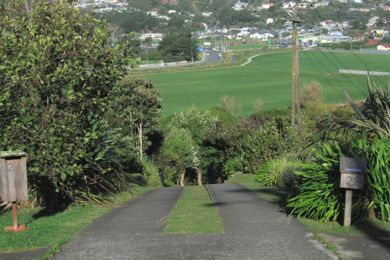 Photo of property in 22 Corlett Road, Plimmerton, Porirua, 5026