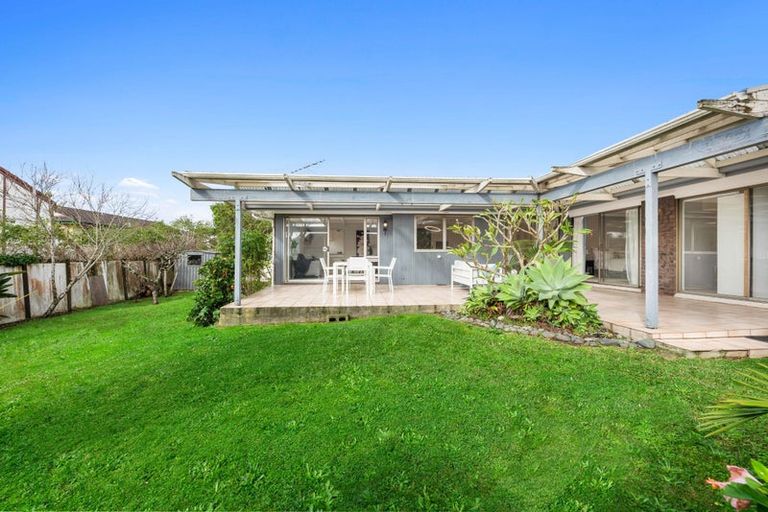 Photo of property in 8 Rapallo Place, Farm Cove, Auckland, 2012