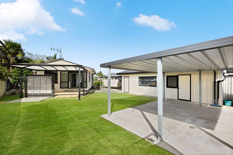 Photo of property in 42 English Street, St Andrews, Hamilton, 3200