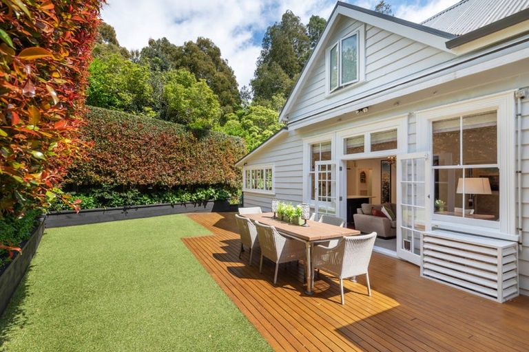 Photo of property in 1/12a Moore Street, Hillcrest, Auckland, 0627