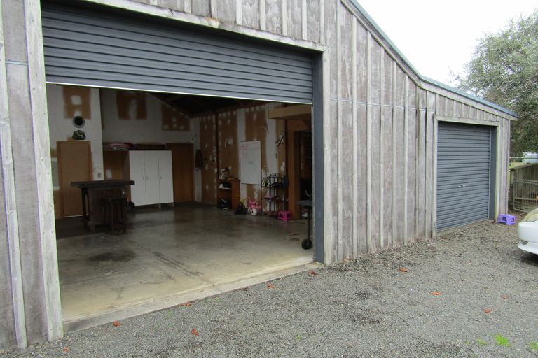 Photo of property in 37 Greenock Drive, Manukau Heads, Waiuku, 2684