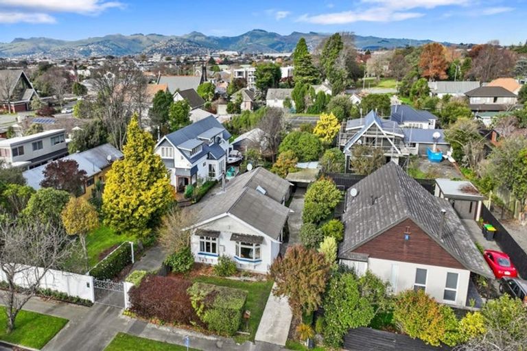 Photo of property in 111 Totara Street, Riccarton, Christchurch, 8041