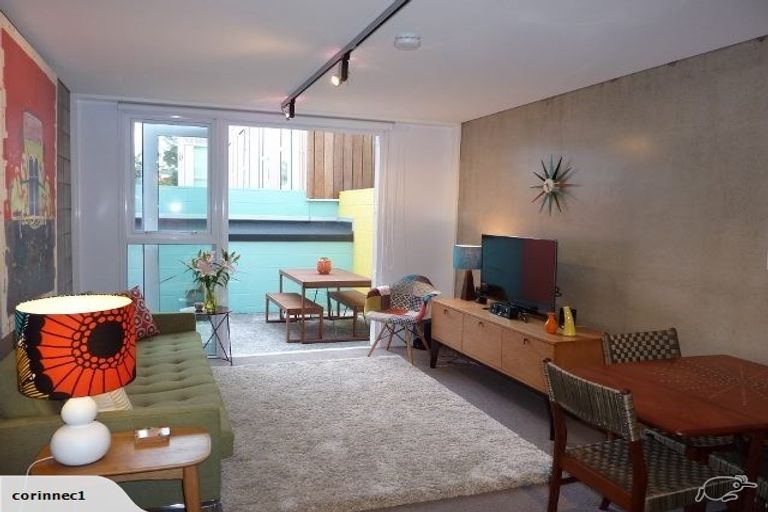 Photo of property in Canvas Apartments, 1/307 Willis Street, Te Aro, Wellington, 6011