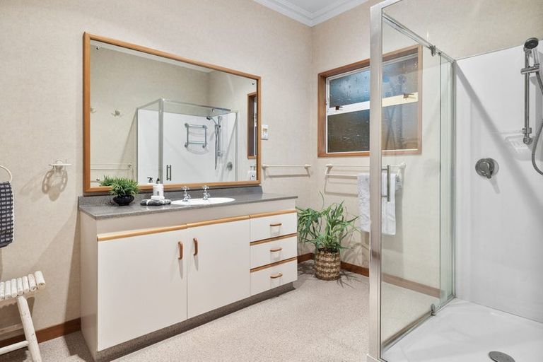 Photo of property in 1 Woodside Terrace, Andersons Bay, Dunedin, 9013