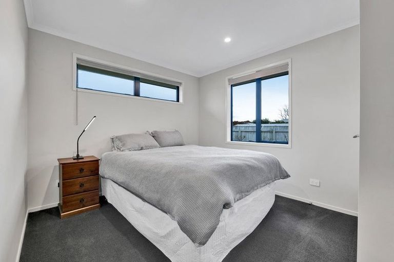 Photo of property in 9 Piharau Crescent, Hurdon, New Plymouth, 4310