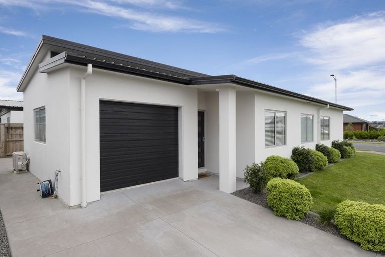 Photo of property in 117 Penetaka Heights, Pyes Pa, Tauranga, 3112