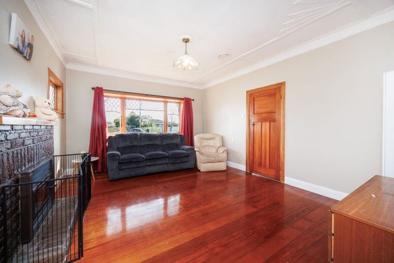 Photo of property in 19 East Street, Feilding, 4702