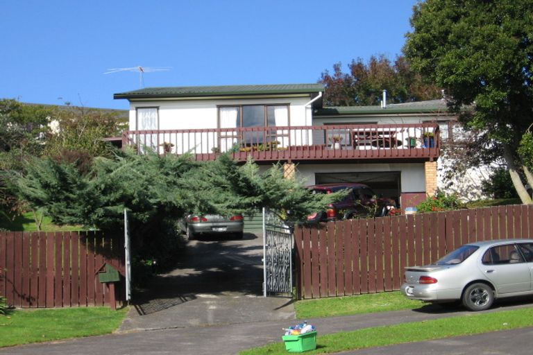 Photo of property in 16 Sentosa Place, Clover Park, Auckland, 2019