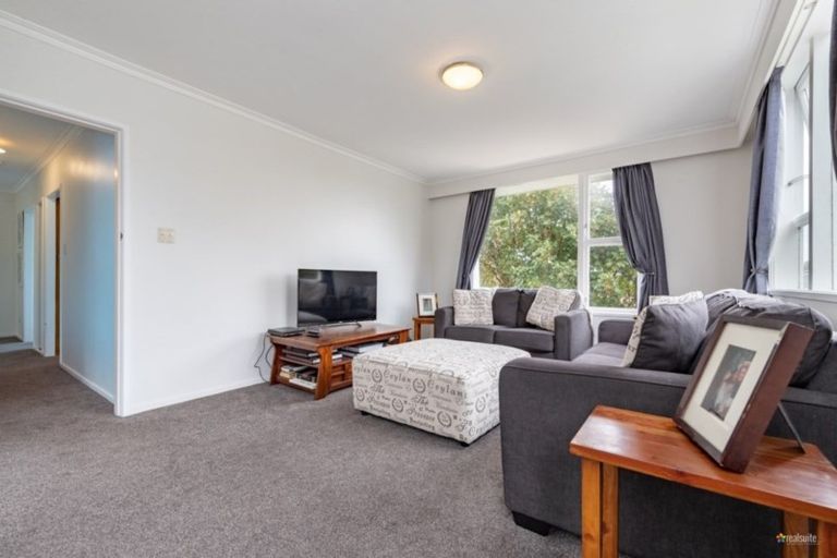 Photo of property in 14 Miro Street, Eastbourne, Lower Hutt, 5013