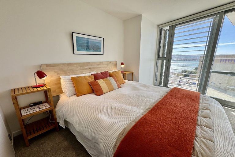 Photo of property in Portal Apartments, 8e/42 Cable Street, Te Aro, Wellington, 6011