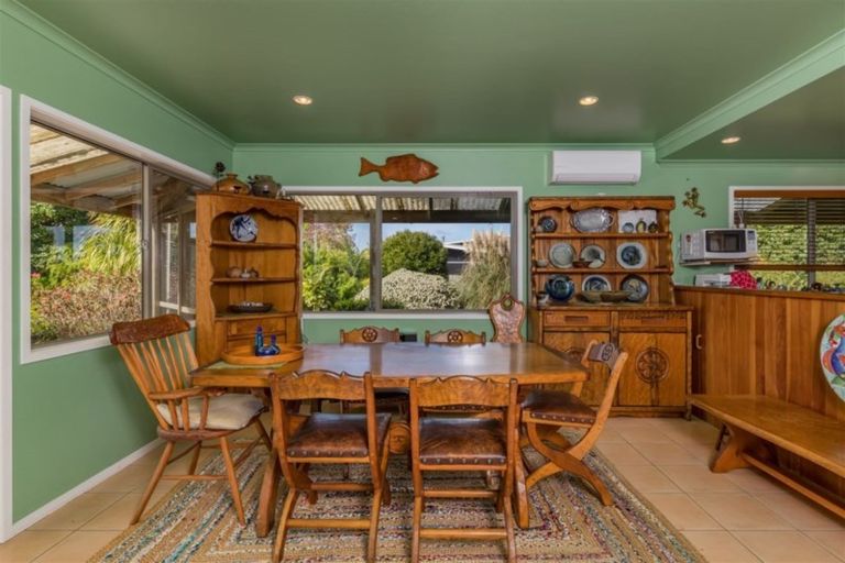 Photo of property in 18 Edkins Road, Kerikeri, 0230