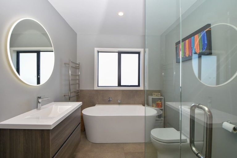 Photo of property in 5 Pukeko Lane, Carterton, 5713