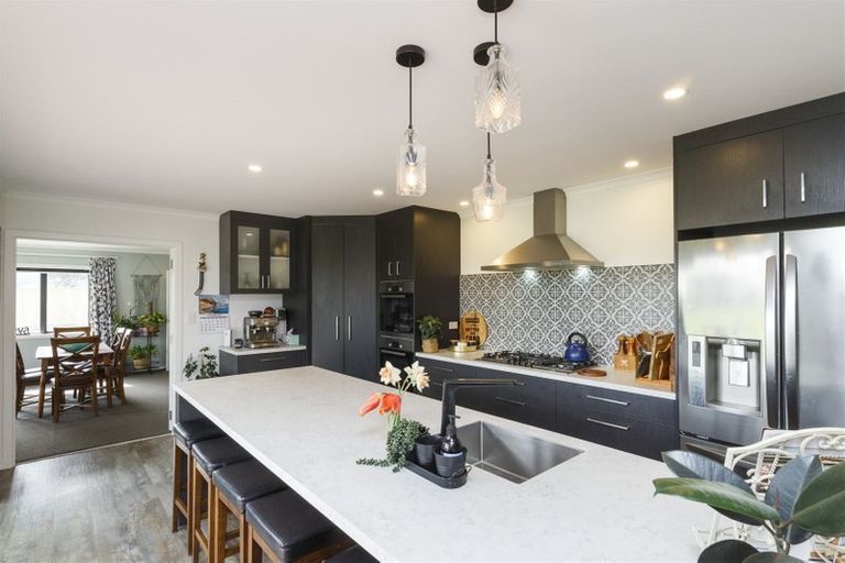 Photo of property in 52 Centre Road, Aokautere, Palmerston North, 4471