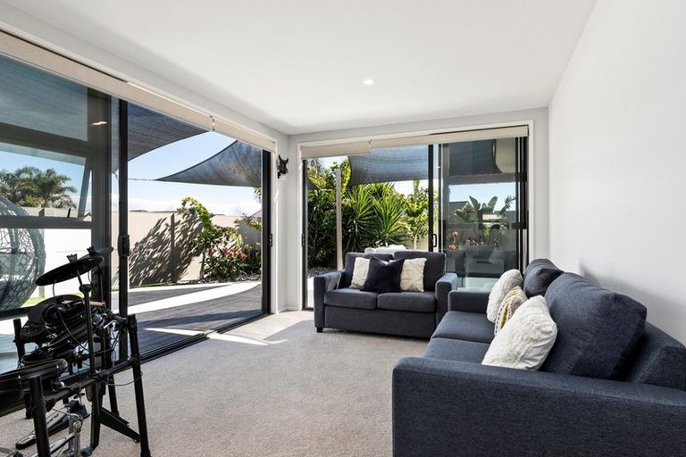 Photo of property in 8 Oceania Sands Way, Papamoa Beach, Papamoa, 3118