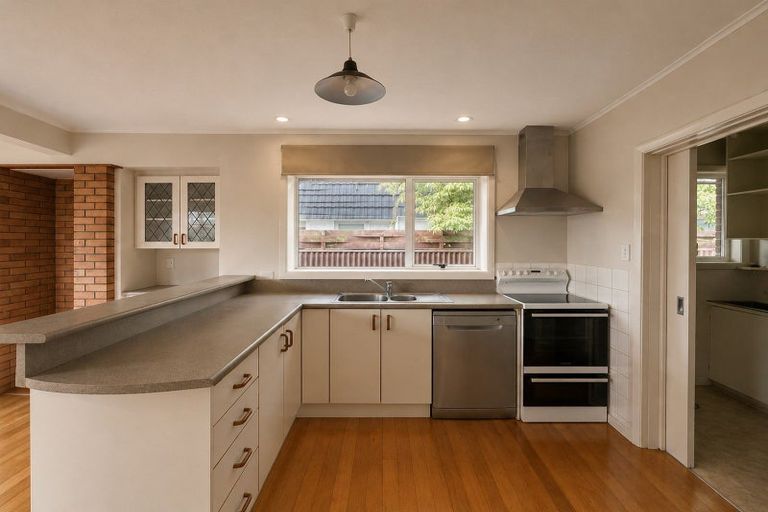 Photo of property in 14 Ravenna Street, Avonhead, Christchurch, 8042