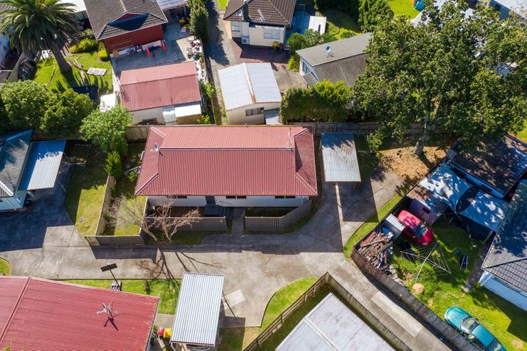 Photo of property in 1/62 Walworth Avenue, Pakuranga Heights, Auckland, 2010