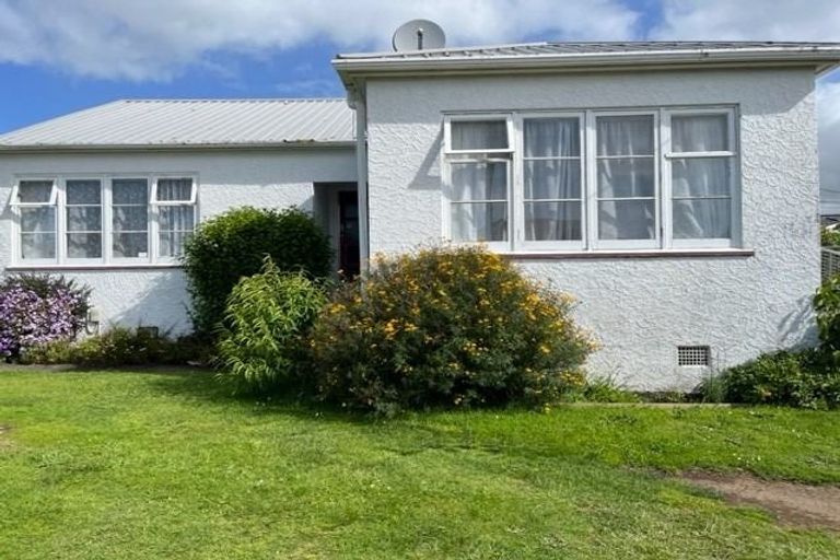Photo of property in 54 Wrantage Street, Westown, New Plymouth, 4310