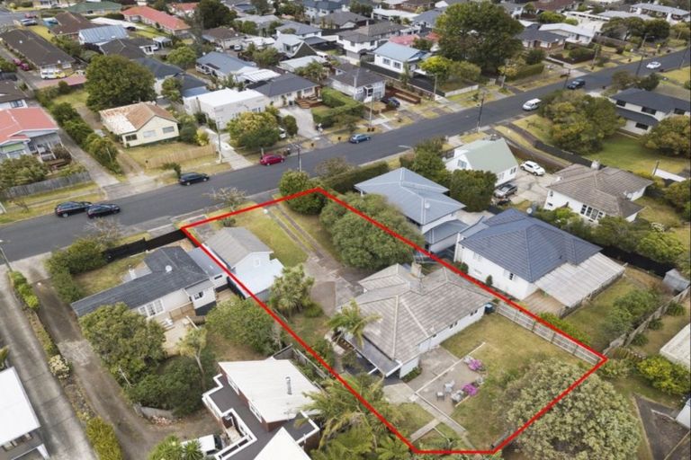 Photo of property in 67 Barrack Road, Mount Wellington, Auckland, 1060