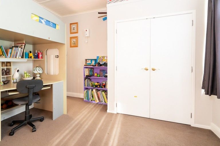 Photo of property in 9 Puriri Avenue, Te Puke, 3119