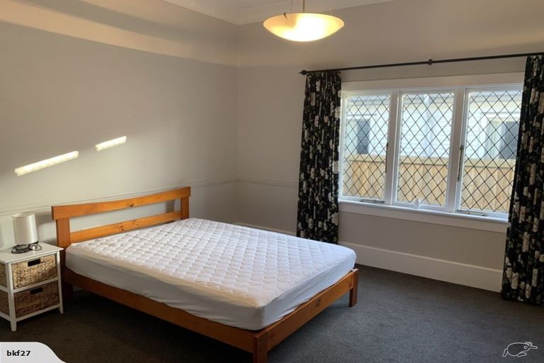 Photo of property in 124 Purchas Street, Edgeware, Christchurch, 8013