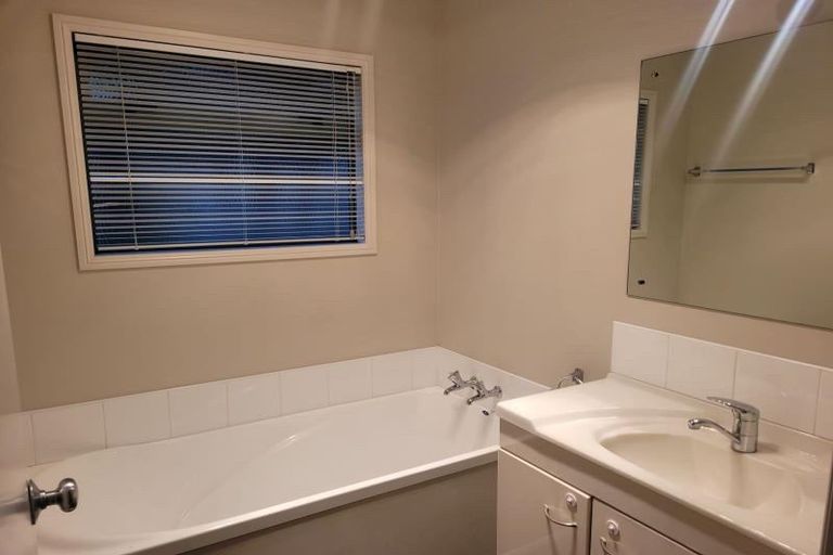 Photo of property in 201 Powderham Street, New Plymouth, 4310