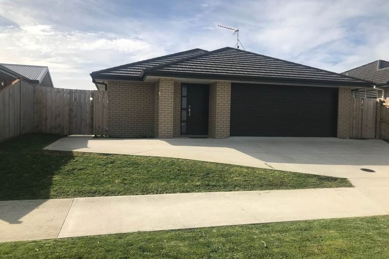 Photo of property in 26 Raki Street, Pukekohe, 2120