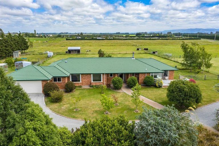 Photo of property in 2243 Tram Road, West Eyreton, Rangiora, 7475