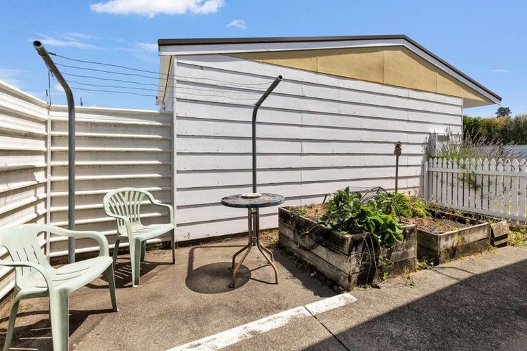 Photo of property in 2c Russell Street, Whanganui, 4500