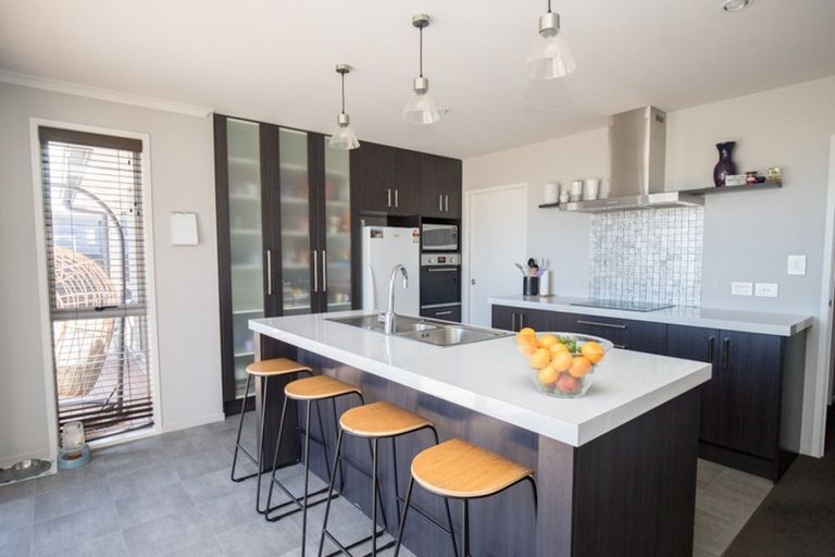 Photo of property in 64 Darlington Street, Ngatea, 3503