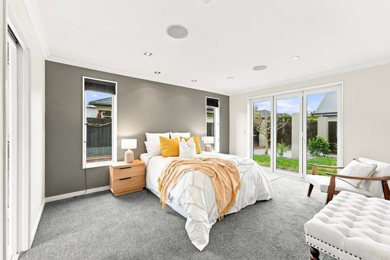 Photo of property in 77e Yaldhurst Road, Sockburn, Christchurch, 8042