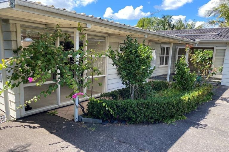 Photo of property in 9 Kerswill Place, Pakuranga, Auckland, 2010