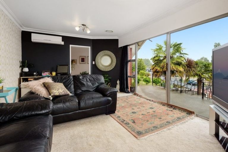 Photo of property in 12 Gilmore Street, Te Puke, 3119