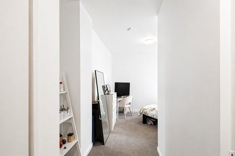 Photo of property in City Lodge, 604/115 Vivian Street, Te Aro, Wellington, 6011