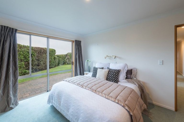 Photo of property in 18 Clairmont Heights, Stoke, Nelson, 7011