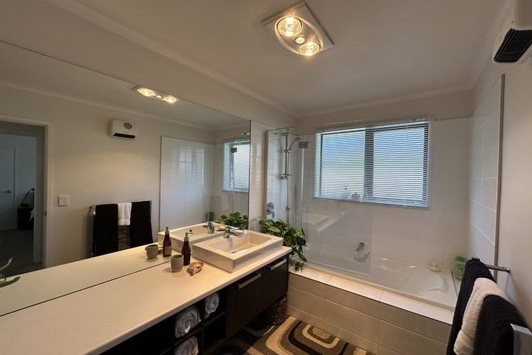 Photo of property in 15 Sew Hoy Lane, Arthurs Point, Queenstown, 9371